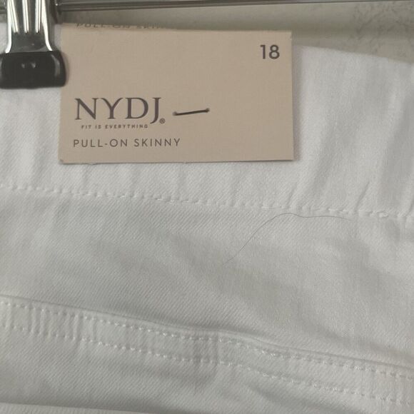 NWT NYDJ Women's Alina Jeans Size 18 Lift x Tuck Pull On Skinny Optic White - Picture 13 of 14